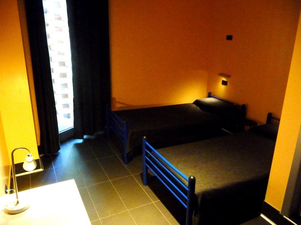 Ostello Aig Piero Rotta Milan Room photo