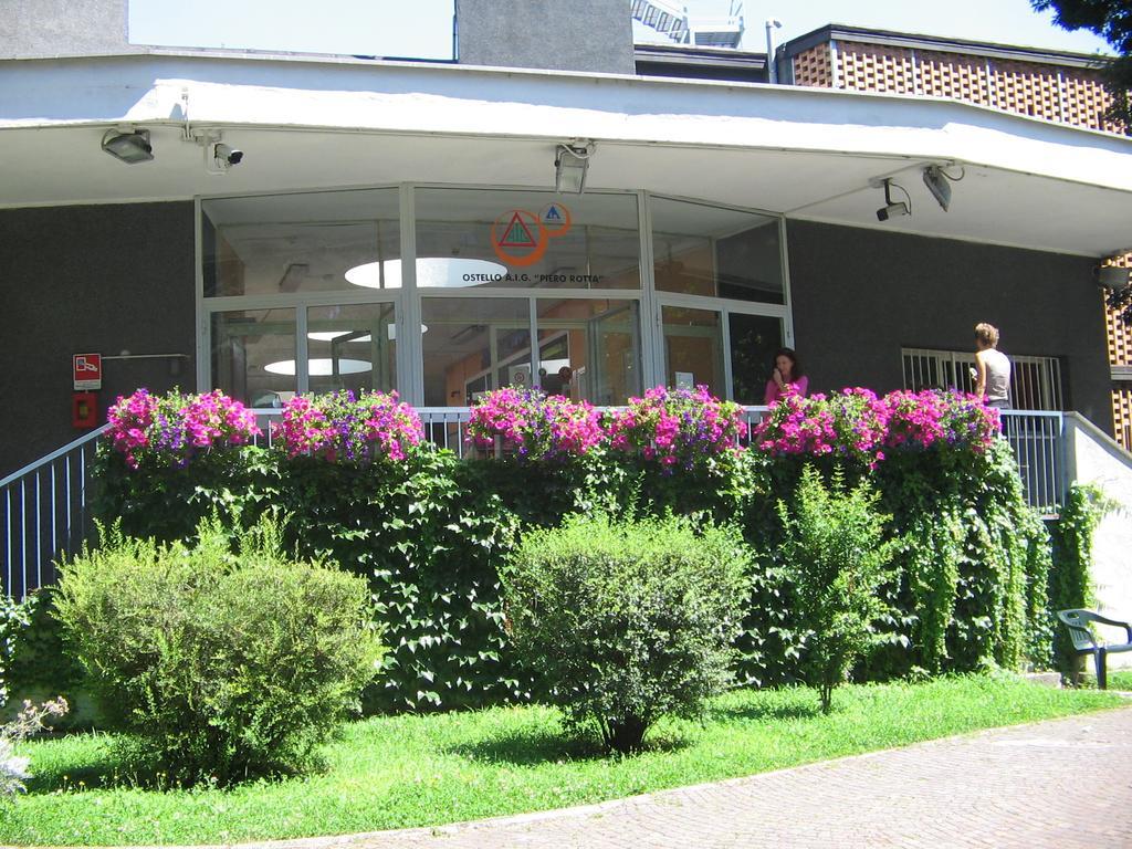 Ostello Aig Piero Rotta Milan Exterior photo