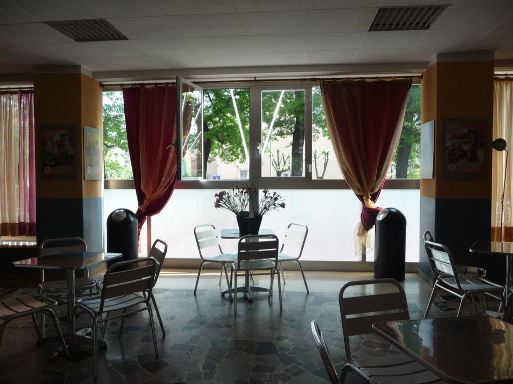 Ostello Aig Piero Rotta Milan Exterior photo